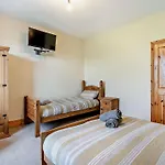 2 Bed In Oc-93608 *